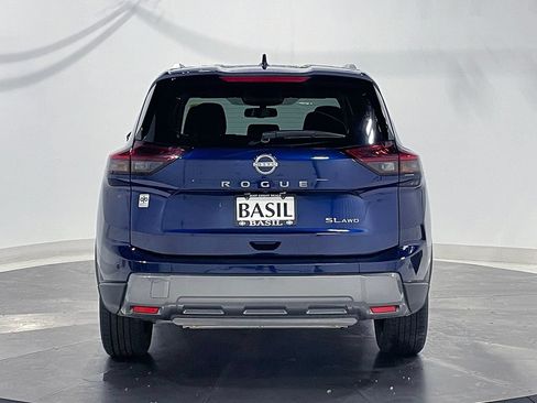 Used 2026 Nissan Rogue SL AWD/4WD image 12