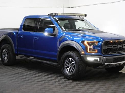 Used 2017 Ford F150 Raptor w/ Equipment Group 802A Luxury AWD/4WD image 1