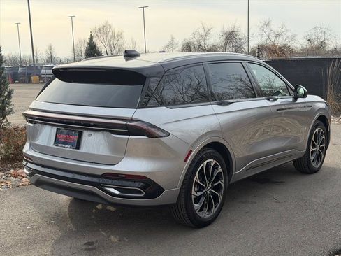 New 2026 Lincoln Nautilus Reserve image 5