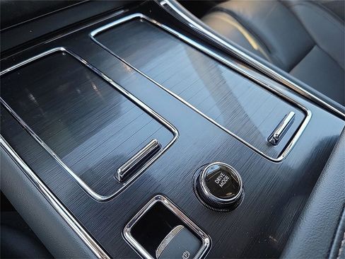 New 2026 Lincoln Aviator Reserve w/ Luxury Package image 17