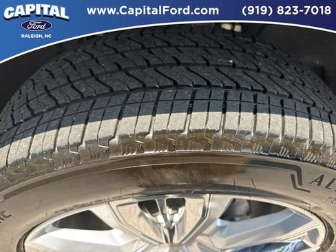 Used 2024 Chevrolet Silverado 1500 High Country w/ High Country Premium Package AWD/4WD image 14