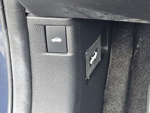 Certified 2025 Honda Accord SE image 20