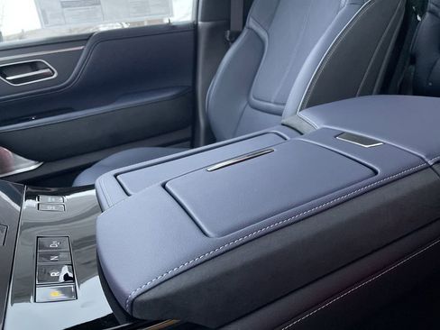 New 2026 INFINITI QX80 4WD image 25