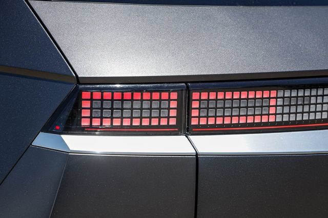 Certified 2023 Hyundai Ioniq 5 Limited RWD image 10
