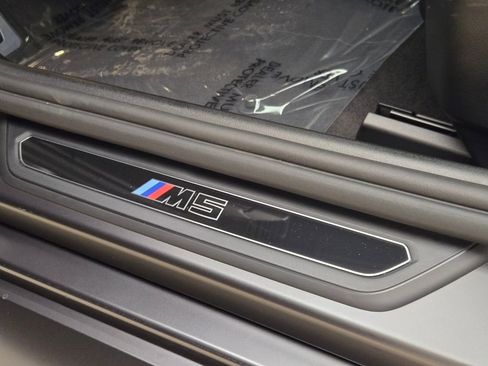 Used 2025 BMW M5 Touring image 34