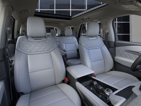 New 2026 Ford Explorer Platinum image 10