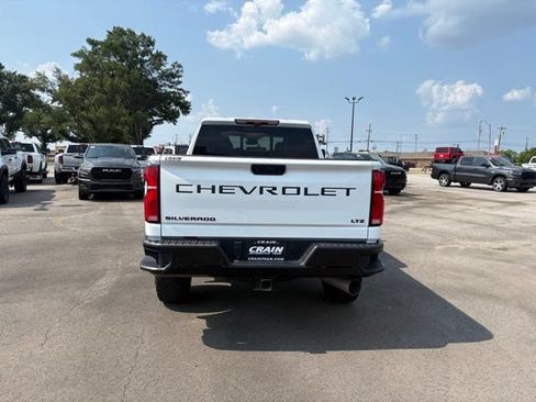 Used 2025 Chevrolet Silverado 2500 LTZ w/ LTZ Plus Package AWD/4WD image 6