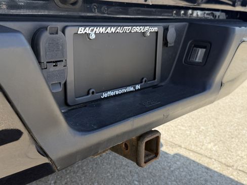 Used 2018 Ford F150 XL w/ Equipment Group 101A Mid AWD/4WD image 9