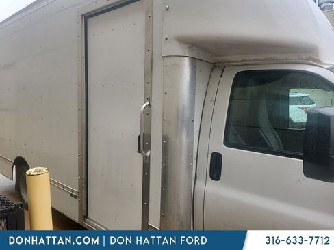 Used 2021 Chevrolet Express 3500 w/ Power Convenience Package RWD image 9