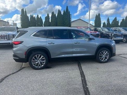 New 2026 Buick Enclave Preferred w/ Power Package image 8