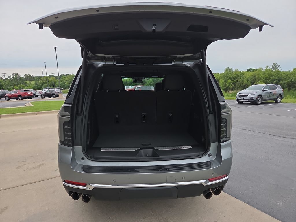 Certified 2025 Chevrolet Tahoe Premier AWD/4WD image 31