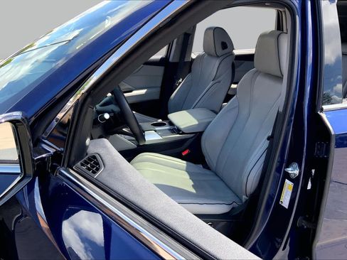 Used 2023 Acura MDX SH-AWD w/ Advance Package image 8