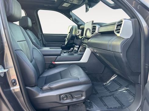 Used 2023 Toyota Tundra Platinum image 10