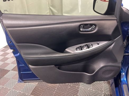 Used 2022 Nissan Leaf S image 22