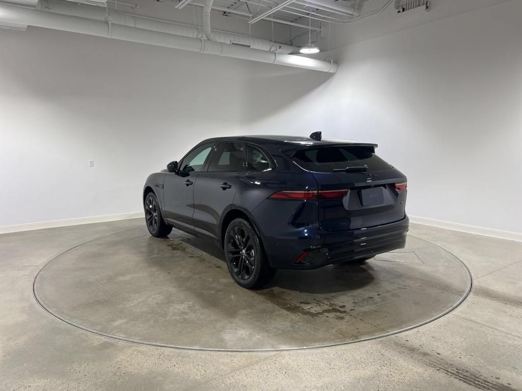 Used 2026 Jaguar F-PACE R-Dynamic S AWD/4WD image 3