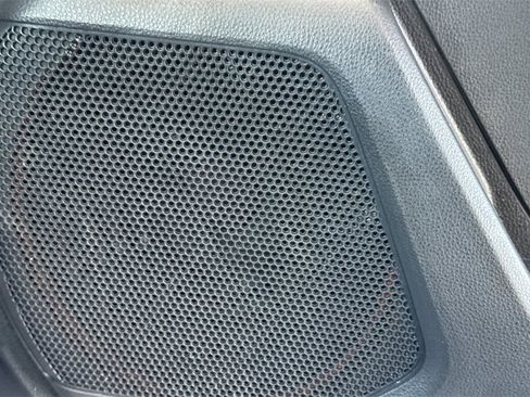 Used 2022 Toyota Highlander Platinum image 27