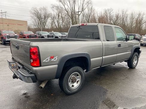 Used 2006 Chevrolet Silverado 2500 LS w/ Snow Plow Prep Package image 5