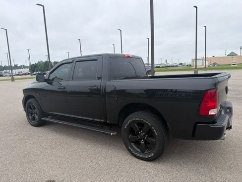 Used 2016 RAM 1500 Express w/ Black Ram 1500 Express Group AWD/4WD image 13