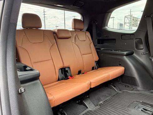 Used 2025 Kia Telluride SX X-Line AWD/4WD image 17