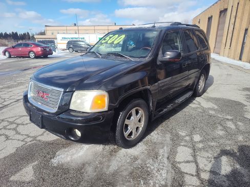 Used 2005 GMC Envoy Denali image 4