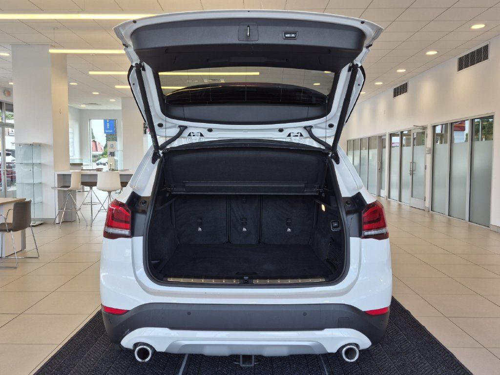 Used 2020 BMW X1 xDrive28i AWD/4WD image 9