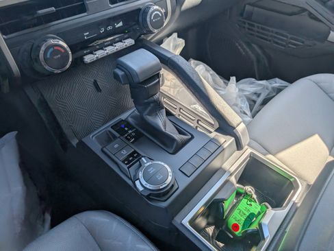 New 2025 Toyota Tacoma SR5 image 17