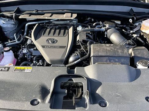 New 2026 Toyota Grand Highlander AWD Hybrid image 17