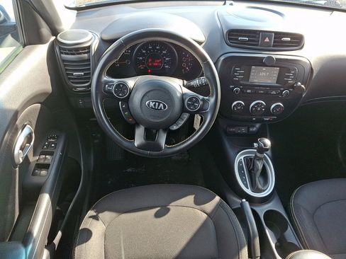Used 2016 Kia Soul + w/ Designer's Package image 11