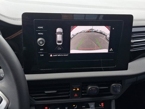 Used 2025 Volkswagen Jetta Sport image 26