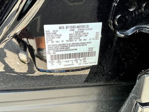 Used 2024 Ford Explorer ST w/ Equipment Group 401A AWD/4WD image 21