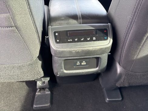 Certified 2024 Nissan Pathfinder SV image 25