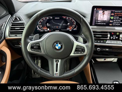 Used 2025 BMW X4 M40i w/ Premium Package image 16