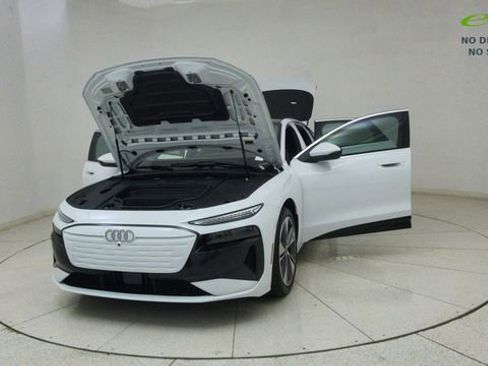 Used 2025 Audi A6 e-tron Premium Plus w/ Premium Plus RWD image 71