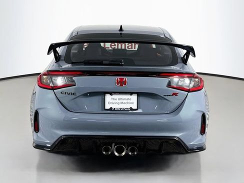 Used 2024 Honda Civic Type R image 6