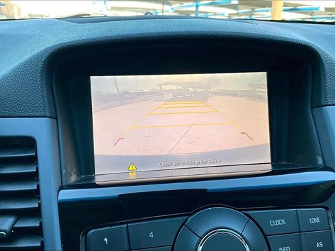 Used 2016 Chevrolet Cruze LT w/ Sun And Sound Package image 27