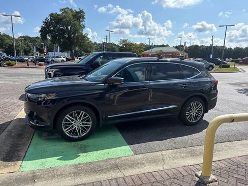 Used 2022 Acura MDX SH-AWD w/ Advance Package image 2