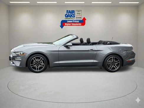 Used 2022 Ford Mustang Convertible w/ Equipment Group 101A RWD image 12