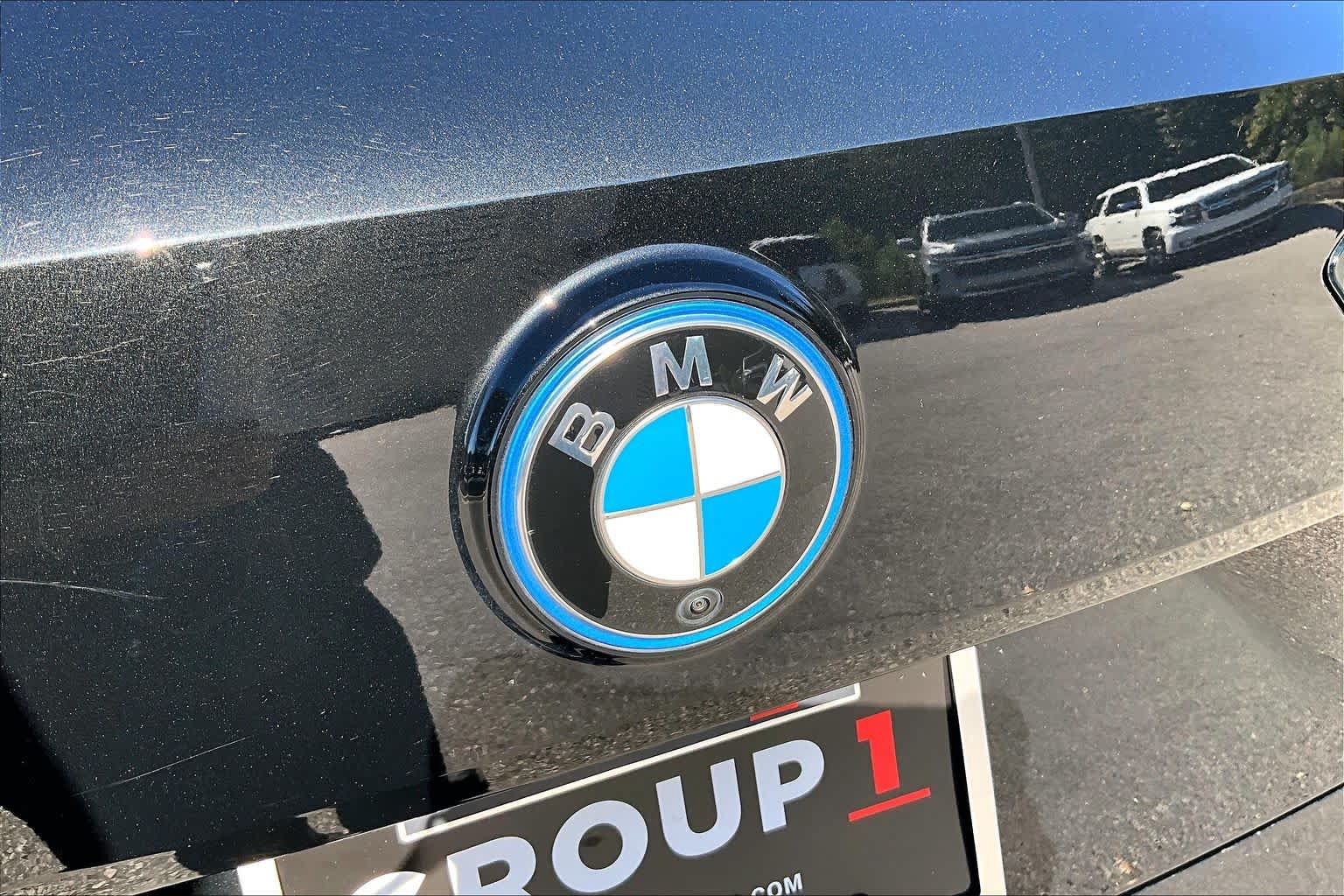Used 2024 BMW iX M60 AWD/4WD image 11