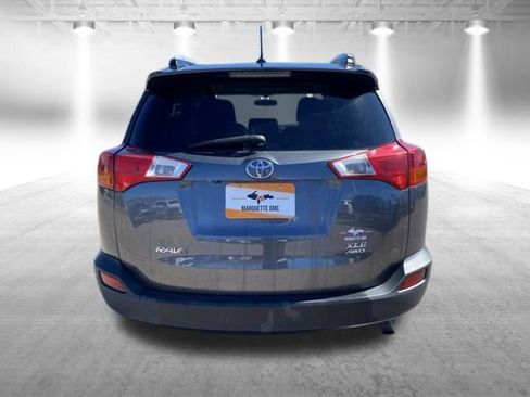 Used 2013 Toyota RAV4 XLE AWD/4WD image 8