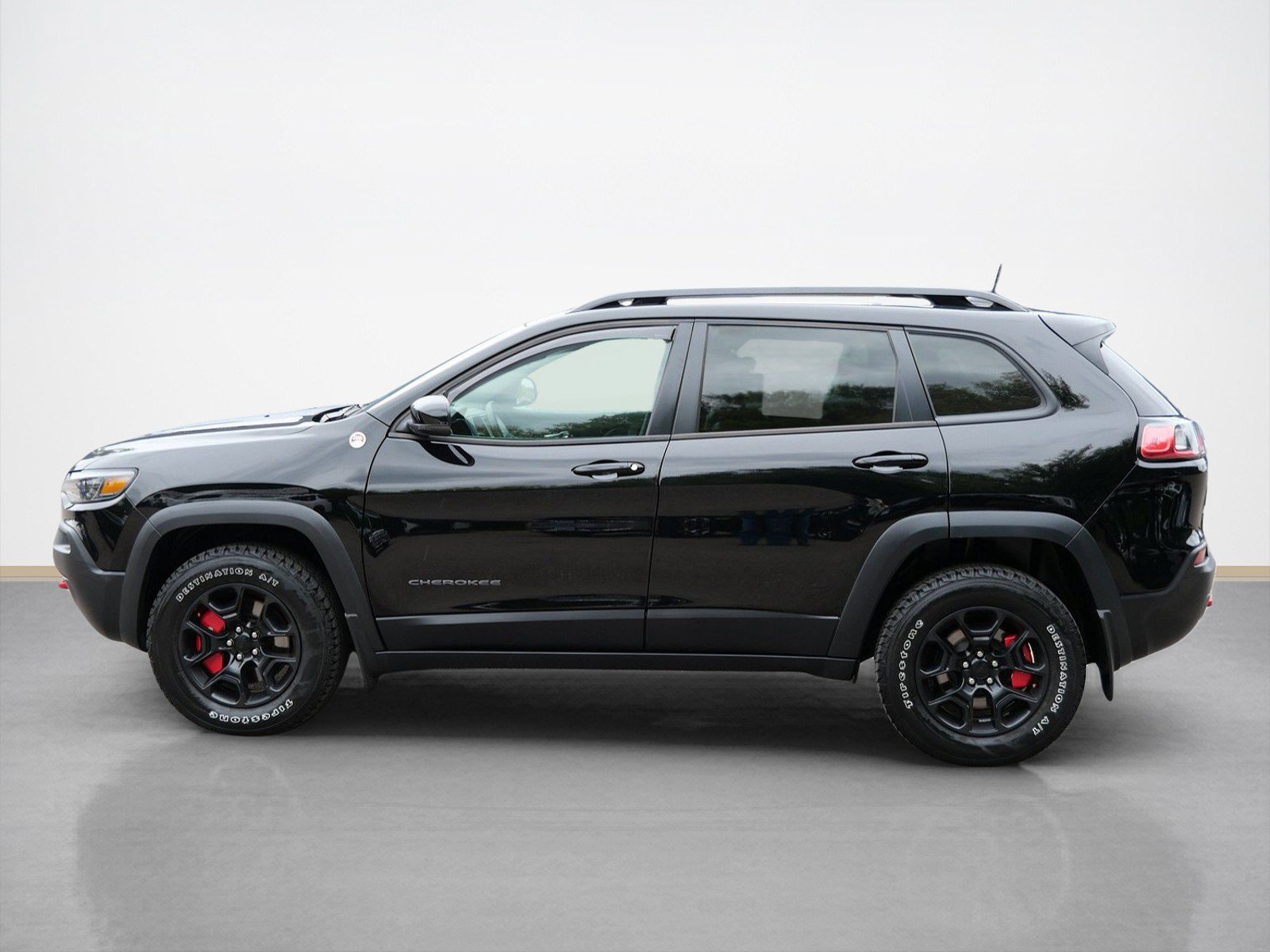 Used 2022 Jeep Cherokee Trailhawk w/ Sound & Nav Group AWD/4WD image 8