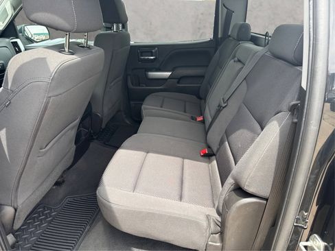 Used 2018 Chevrolet Silverado 1500 LT w/ LPO, Black Pack AWD/4WD image 12