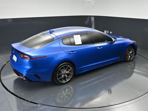Used 2018 Kia Stinger GT AWD/4WD image 23