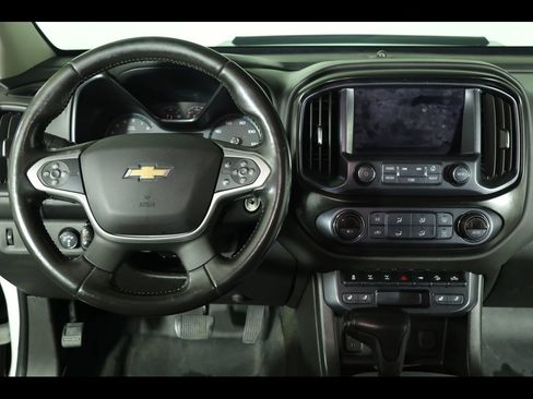 Used 2018 Chevrolet Colorado ZR2 image 13