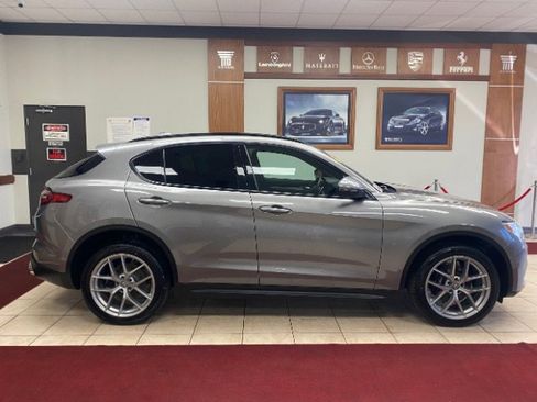 Used 2018 Alfa Romeo Stelvio Ti Sport image 6