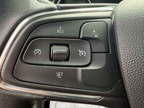 Used 2023 Buick Encore GX Select w/ Sport Touring Package image 16