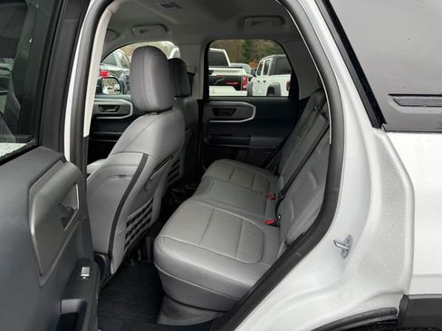 Used 2025 Ford Bronco Sport Badlands image 4