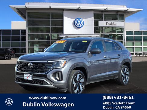 Certified 2024 Volkswagen Atlas Cross Sport SE image 8