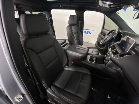 Certified 2024 Chevrolet Suburban RST w/ Luxury Package AWD/4WD image 29