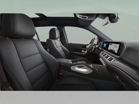 New 2026 Mercedes-Benz GLS 450 4MATIC image 42