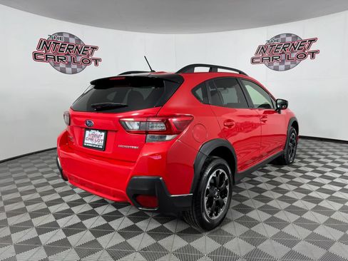 Used 2021 Subaru Crosstrek 2.0i image 7